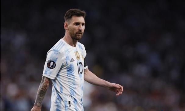 1981年杜聿明逝世，遗体却存放半个月不葬，曹秀清郑洞国悲愤不已_蒋介石_父亲_黄埔军校